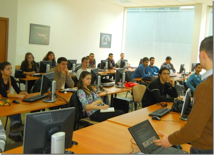 Nakov-teachning-CSharp-course-in-Telerik-Academy-November-2010